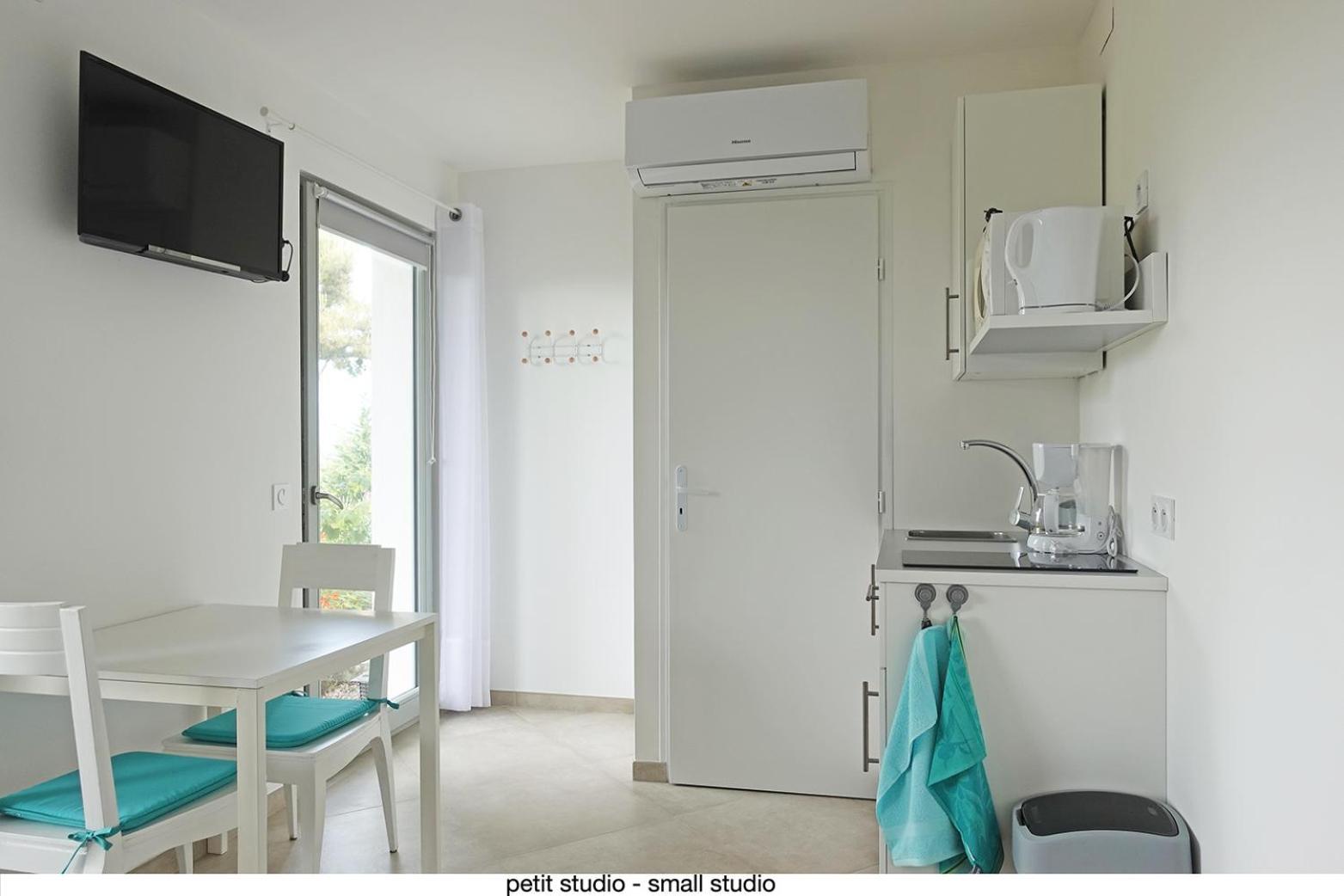 456 Chemin De La Pinede Apartment Menton Exterior photo