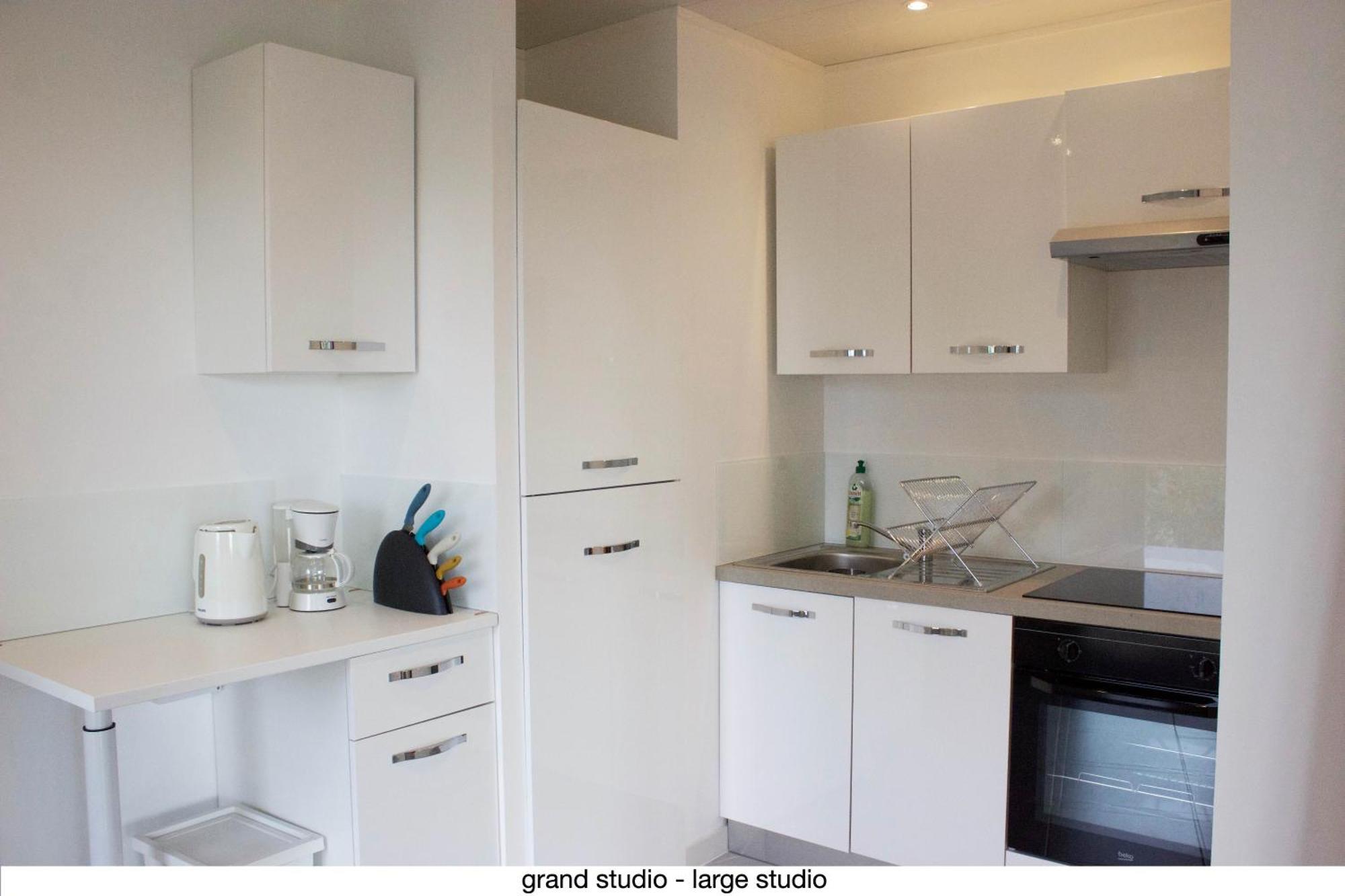 456 Chemin De La Pinede Apartment Menton Exterior photo